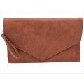 9161 -BROWN PU LEATHER CLUTCH BAG